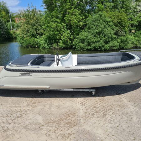 Primeur 715 Tender overview